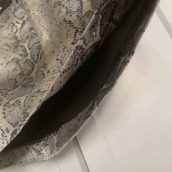 MINI SKIRT - Picture 4 of 4